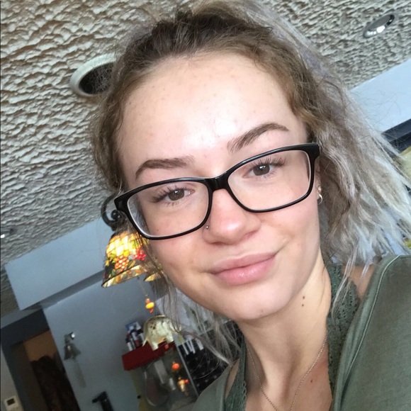 bellaburdette